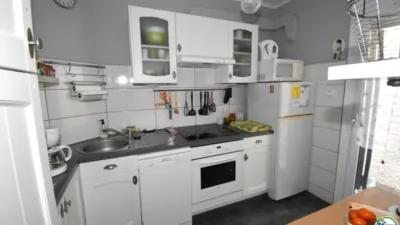 Apartment on Calle Manuel Milà i Fontanals photo 14