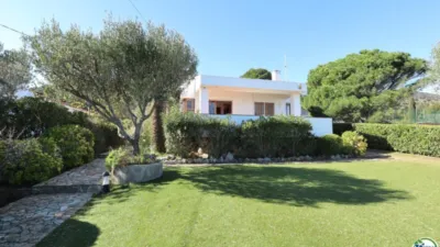 Chalet on Carrer de la Musclera photo 2