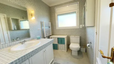 Chalet on Carrer d'Albacete photo 19