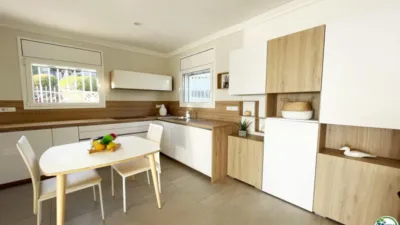 Chalet on Carrer d'Albacete photo 8