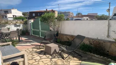Chalet on Carrer de la Punta de la Ferrera photo 4
