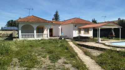 Chalet in Eurovillas photo 2