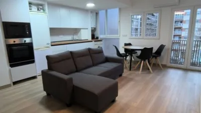 Piso en alquiler en Avinguda del General Avilés, cerca de Calle de Fórnoles, Sant Pau (Distrito Campanar. València Capital) de 1.200 €<span>/mes</span>