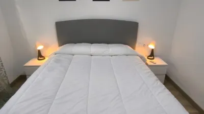 Piso en alquiler en Avinguda del General Avilés, cerca de Calle de Fórnoles, Sant Pau (Distrito Campanar. València Capital) de 1.200 €<span>/mes</span>