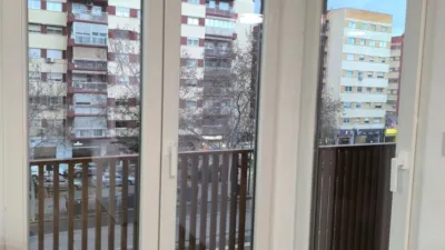 Piso en alquiler en Avinguda del General Avilés, cerca de Calle de Fórnoles, Sant Pau (Distrito Campanar. València Capital) de 1.200 €<span>/mes</span>