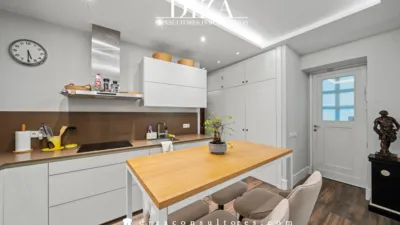 Apartment on Gravina Street photo 6