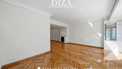 Piso en alquiler en Calle de Casado del Alisal - Imagen 9