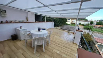 Chalet on Carrer de Pau Casals photo 36