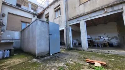 Chalet on Carrer de Pau Casals photo 48