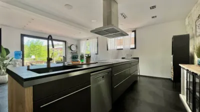 Chalet on Carrer de la Serrallarga photo 11