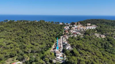 Chalet on Carrer de la Serrallarga photo 2