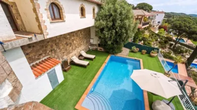 Chalet on Carrer del Riu Galligants photo 3