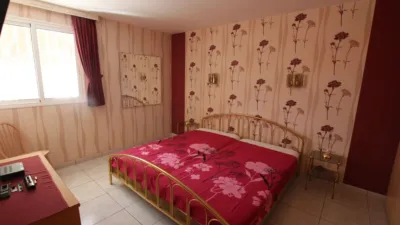 Apartment on Avenida de José Antonio Tavio, 4 photo 15