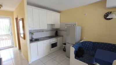 Apartment on Avenida de José Antonio Tavio, 4 photo 2