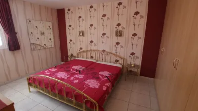 Apartment on Avenida de José Antonio Tavio, 4 photo 8