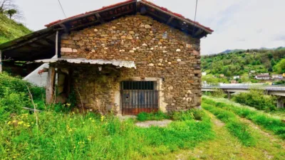 Finca rústica en venta en Calle Polígono 18,, Santa Marina-Uxo (Mieres)
