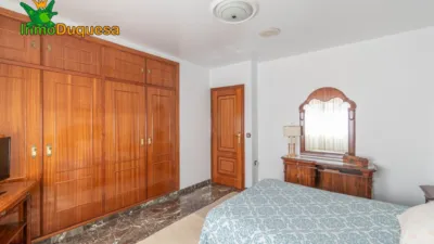 Semi-detached house in the Centre photo 28