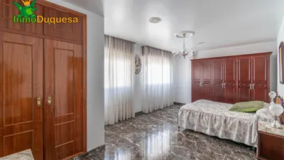 Semi-detached house in the Centre photo 33