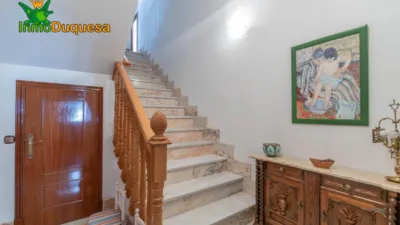 Semi-detached house in the Centre photo 4