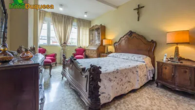 Casa pareada en venta en Calle Andrés Segovia, 33, cerca de Calle Agustín Lara, Zaidín-Vergeles (Distrito Zaidín. Granada Capital) de 595.000 €