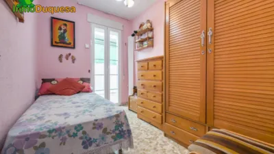 Casa pareada en venta en Calle Andrés Segovia, 33, cerca de Calle Agustín Lara, Zaidín-Vergeles (Distrito Zaidín. Granada Capital) de 595.000 €