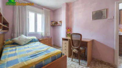 Casa pareada en venta en Calle Andrés Segovia, 33, cerca de Calle Agustín Lara, Zaidín-Vergeles (Distrito Zaidín. Granada Capital) de 595.000 €