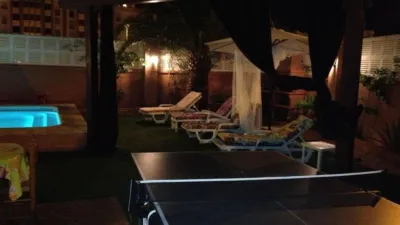 Chalet en venta en Calle Dinamarca, 2, Las Salinas (Distrito Núcleo Urbano. Roquetas de Mar) de 575.000 €
