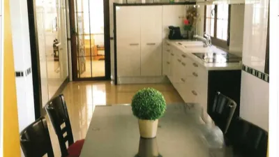 Chalet en venta en Calle Italia, cerca de Calle de Irlanda, Las Salinas (Distrito Núcleo Urbano. Roquetas de Mar) de 660.000 €