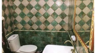 Chalet en venta en Calle Italia, cerca de Calle de Irlanda, Las Salinas (Distrito Núcleo Urbano. Roquetas de Mar) de 660.000 €