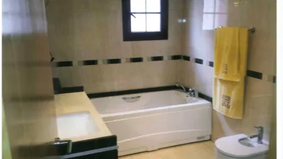 Chalet en venta en Calle Italia, cerca de Calle de Irlanda, Las Salinas (Distrito Núcleo Urbano. Roquetas de Mar) de 660.000 €