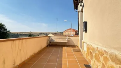 Chalet en alquiler en Calle de San Gabriel, Vía Romana (Segovia Capital) de 1.400 €<span>/mes</span>