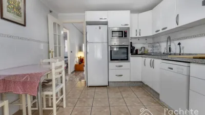 Apartment on Carrer Rafael Alberti photo 12
