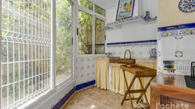 Apartment on Carrer Rafael Alberti photo 17
