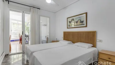 Apartment on Carrer Rafael Alberti photo 22
