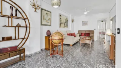 Apartment on Carrer Rafael Alberti photo 4