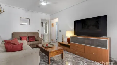 Apartment on Carrer Rafael Alberti photo 7