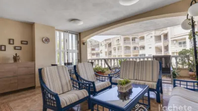 Apartment on Carrer Rafael Alberti photo 9