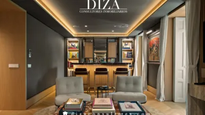 Apartment on Calle de Villanueva photo 7