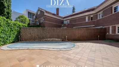 Chalet en alquiler en Avenida de la Victoria, cerca de Calle de Gerda Taro - Imagen 2