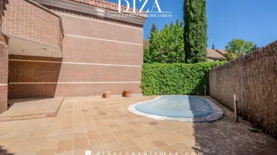 Chalet en alquiler en Avenida de la Victoria, cerca de Calle de Gerda Taro - Imagen 4