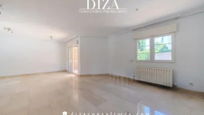 Chalet en alquiler en Avenida de la Victoria, cerca de Calle de Gerda Taro - Imagen 8