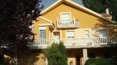Chalet en La Junquera photo 5