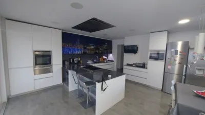 Chalet en alquiler en El Vedat-Santa Apol·Lònia, El Vedat-Santa Apol·lònia (Torrent) de 3.500 €<span>/mes</span>