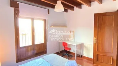 Habitación en alquiler en Calle Yza Gidelli, Plaza Mayor-San Agustín (Segovia Capital) de 450 €<span>/mes</span>