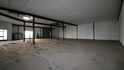 Nave industrial en alquiler en Calle de Iznalloz, 221, Albolote de 5.600 €<span>/mes</span>