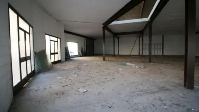 Nave industrial en alquiler en Calle de Iznalloz, 221, Albolote de 5.600 €<span>/mes</span>