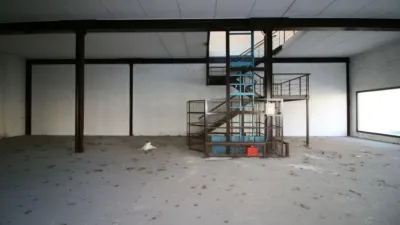 Nave industrial en alquiler en Calle Zagra, 11, Albolote de 2.000 €<span>/mes</span>