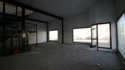 Nave industrial en alquiler en Calle Zagra, 11, Albolote de 2.000 €<span>/mes</span>