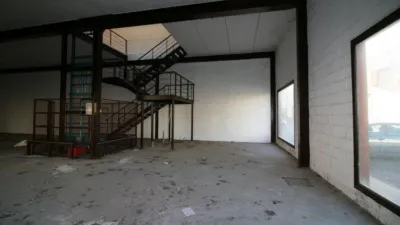 Nave industrial en alquiler en Calle Zagra, 11, Albolote de 2.000 €<span>/mes</span>