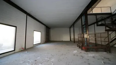Nave industrial en alquiler en Calle Zagra, 11, Albolote de 2.000 €<span>/mes</span>